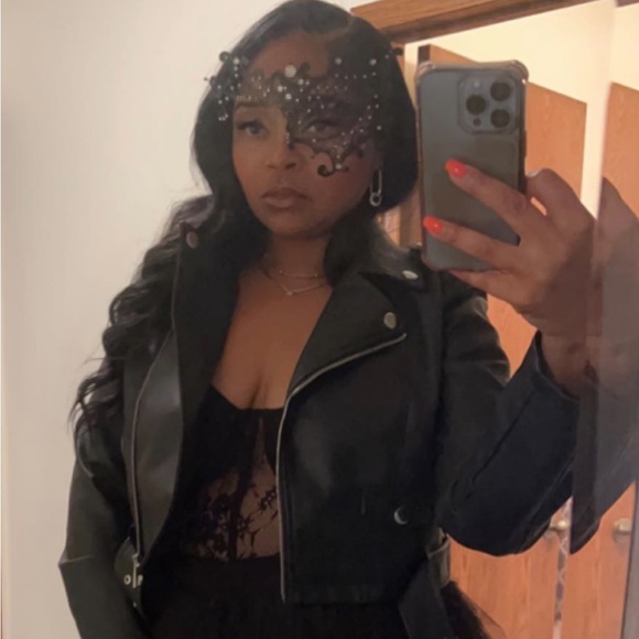 Cute black, long, see-through lace strapless dress - Picture 4 of 4